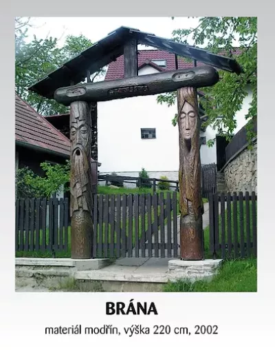 Brána